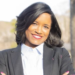 Meet your Posher, Dena